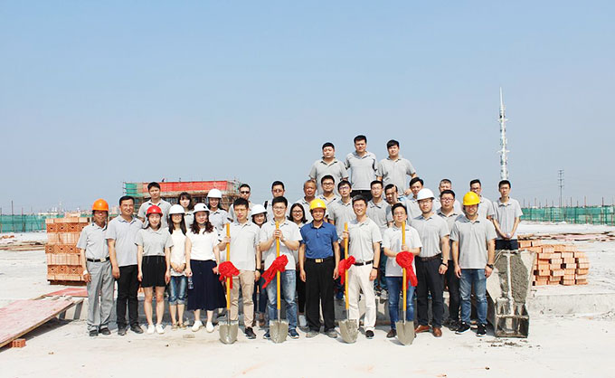 喜訊！百聯(lián)新建廠房建筑主體今日封頂！